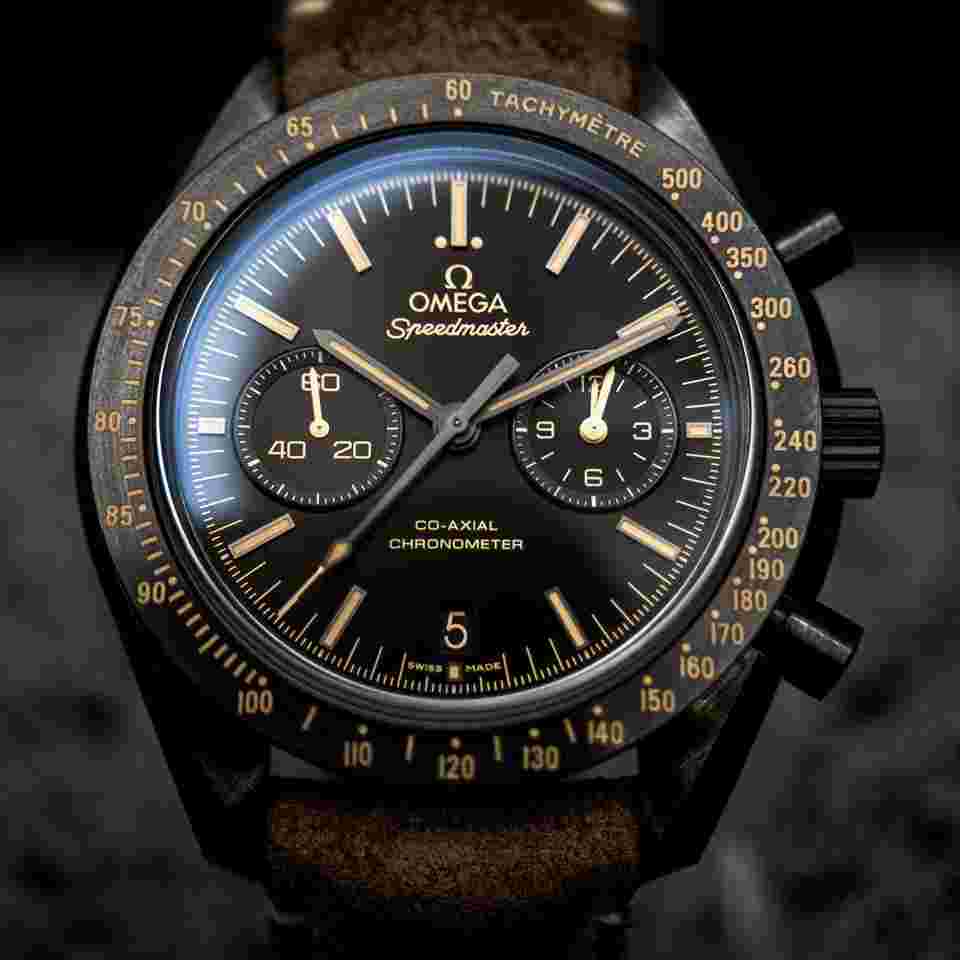 Omega Speedmaster
Dark Side of The Moon Vintage Black Ceramic Speedmaster 44.25mm