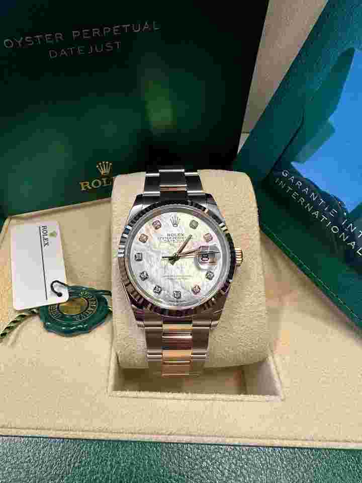Rolex Datejust 36
NEW 2024 Mother of Pearl Diamond Dial Fluted Bezel Two Tone Rose Oyster