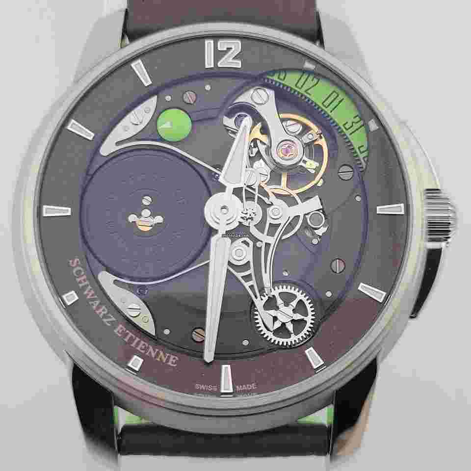 Schwarz Etienne
Roswell 08 Green