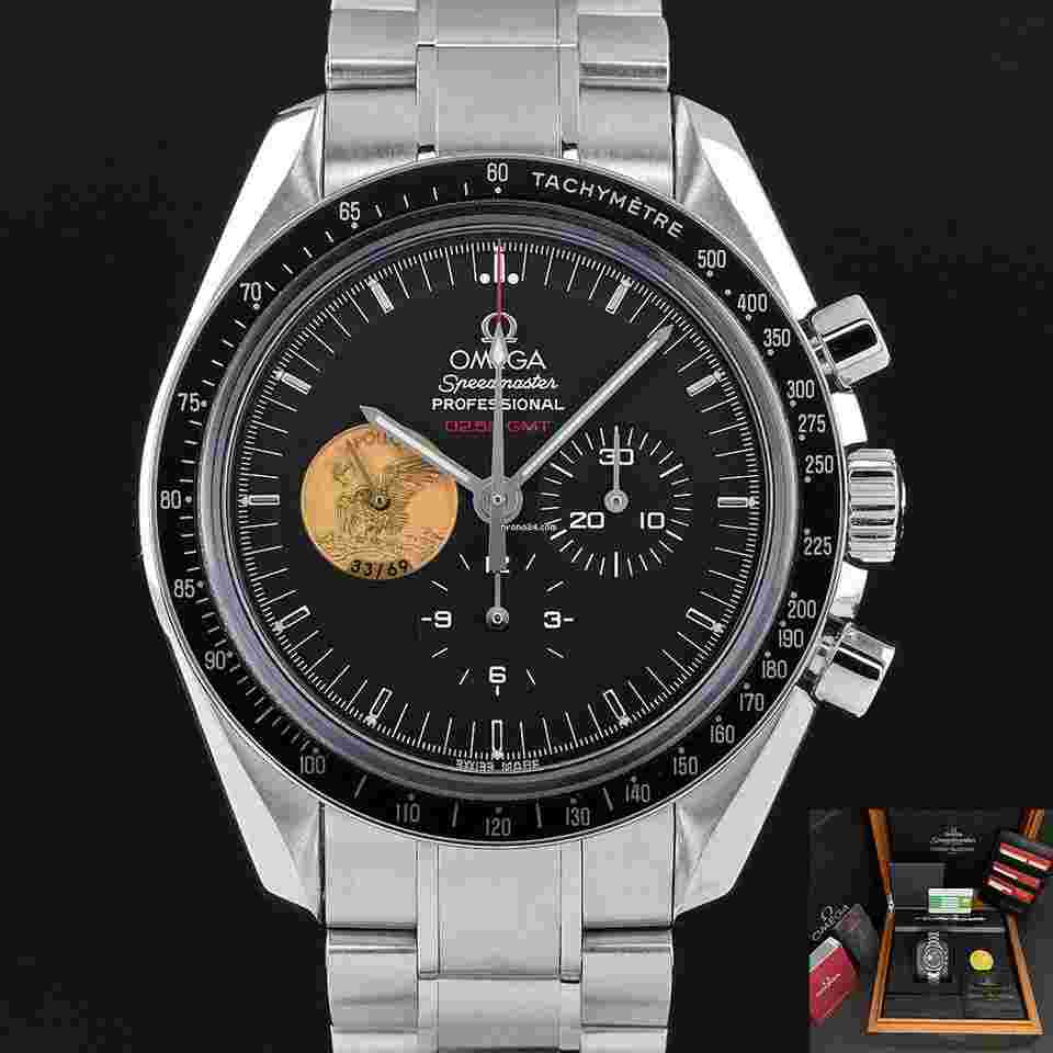 Omega Speedmaster Professional Moonwatch
ref. 311.90.42.30.01.001 Platinum Apollo 11 40th Anniversary Black dial Fullset