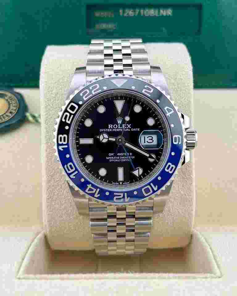 Rolex GMT-Master II
In Stock 2024 GMT-Master II Batman 126710BLNR Jubilee Bracelet