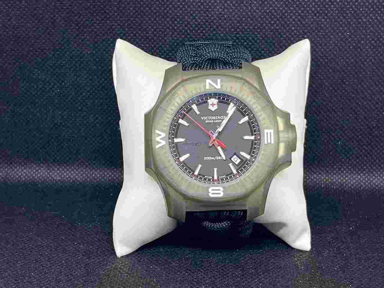 Victorinox Swiss Army I.N.O.X.
Paracord
