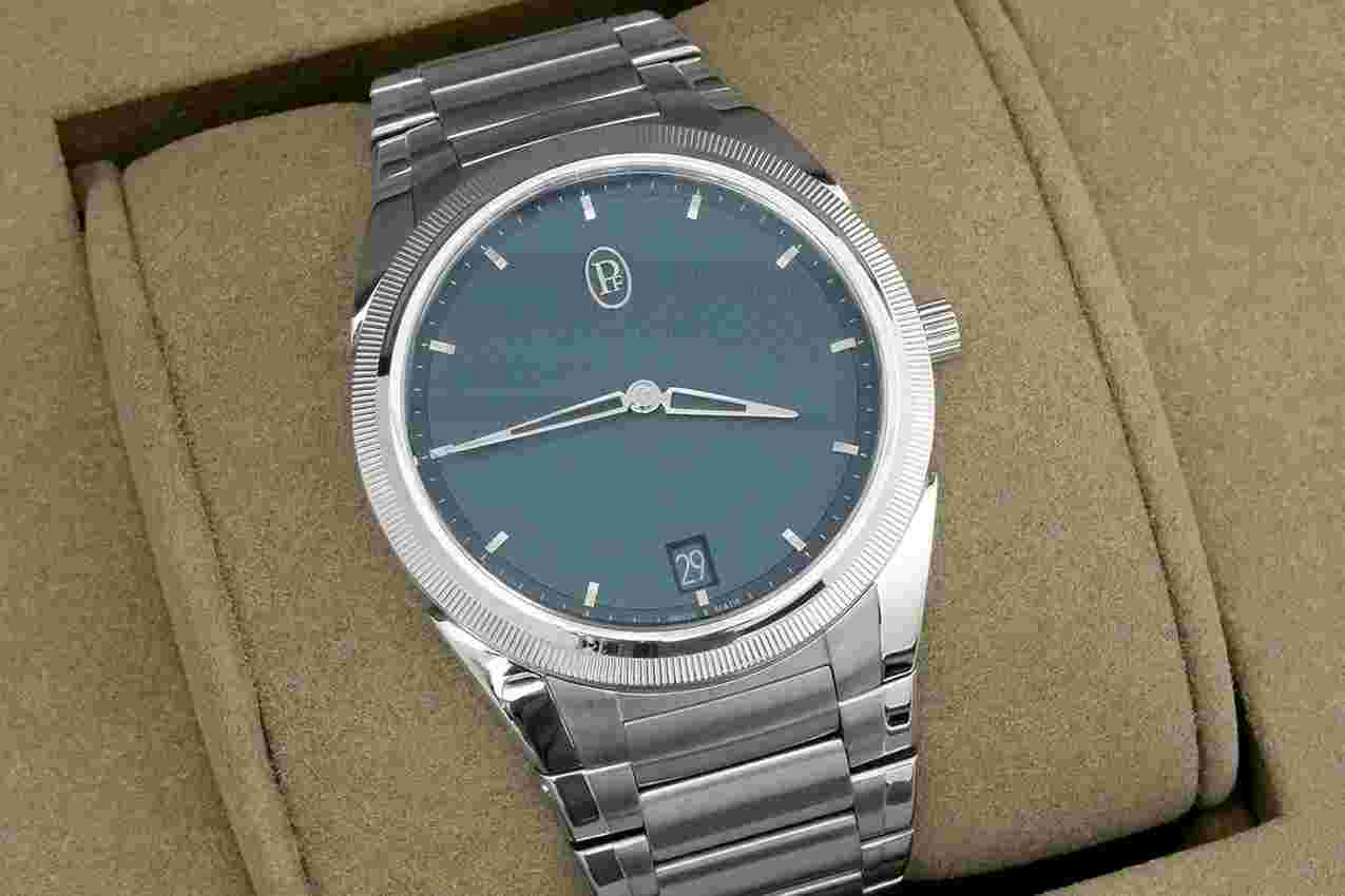 Parmigiani Fleurier Tonda
PF Micro Rotor PFS914-1020003-100182 EDITION LIMITEE 100