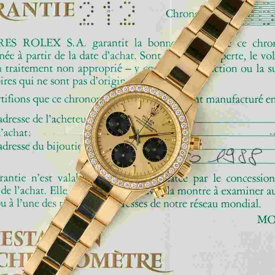 Rolex Daytona
6269 - 18K Yellow Gold - Factory Diamonds Bezel - Single Owner - Full Set