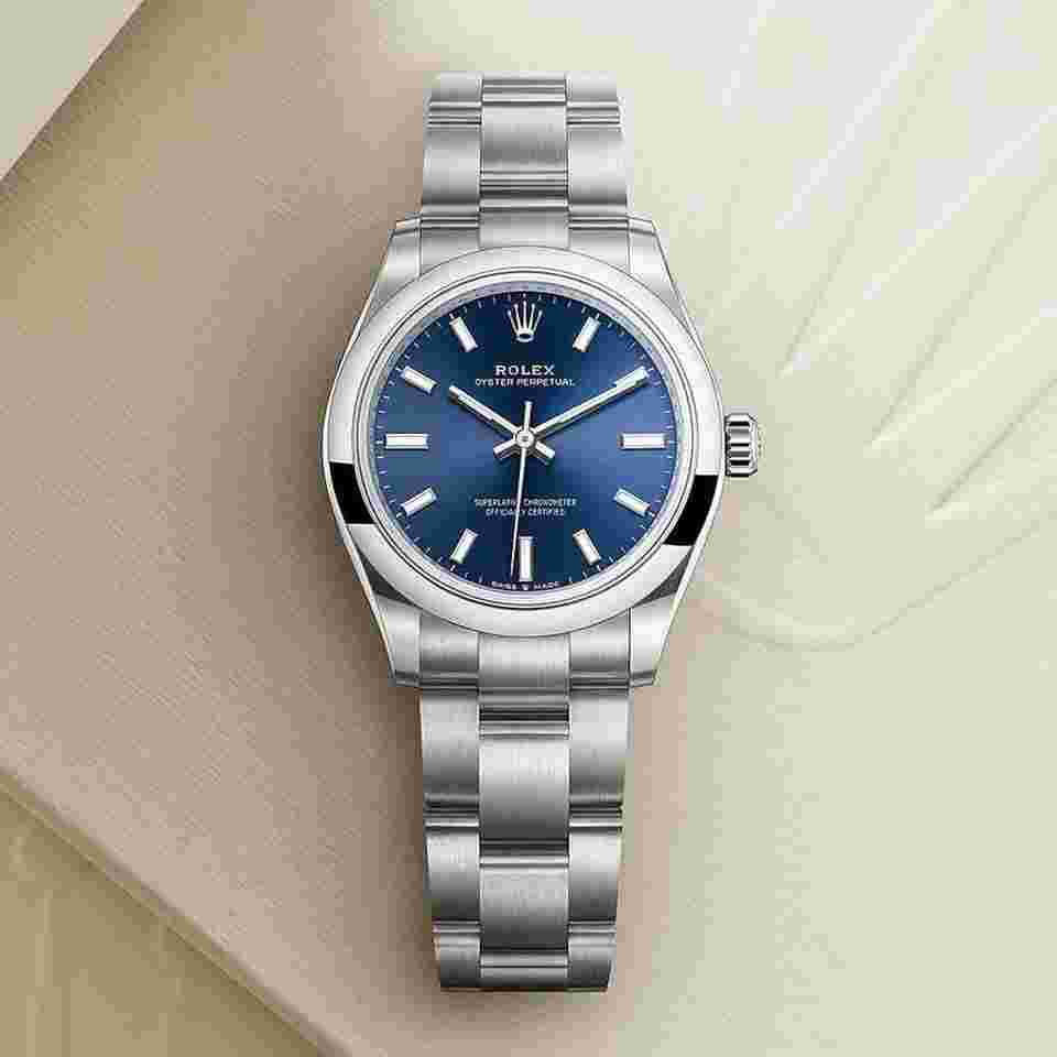 Rolex Oyster Perpetual 31
277200 Bright Blue Rare Novelty Model Superalloy 904L 31 Stainless Steel