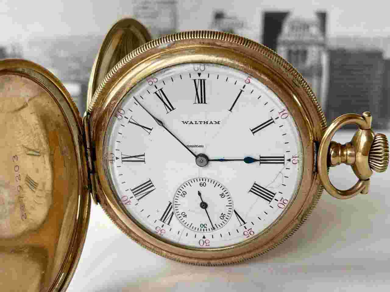 Waltham
Doctors Gold Filled Hunter Case Savonette Antique Pocket Watch Porcelain Dial Made USA