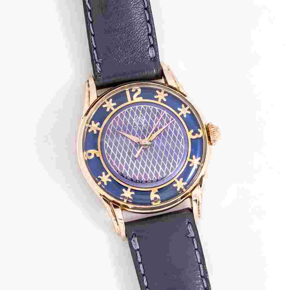 Titus
1980's Ladies Vintage Titus 18k Yellow Gold Plated Steel Watch ( 15103)