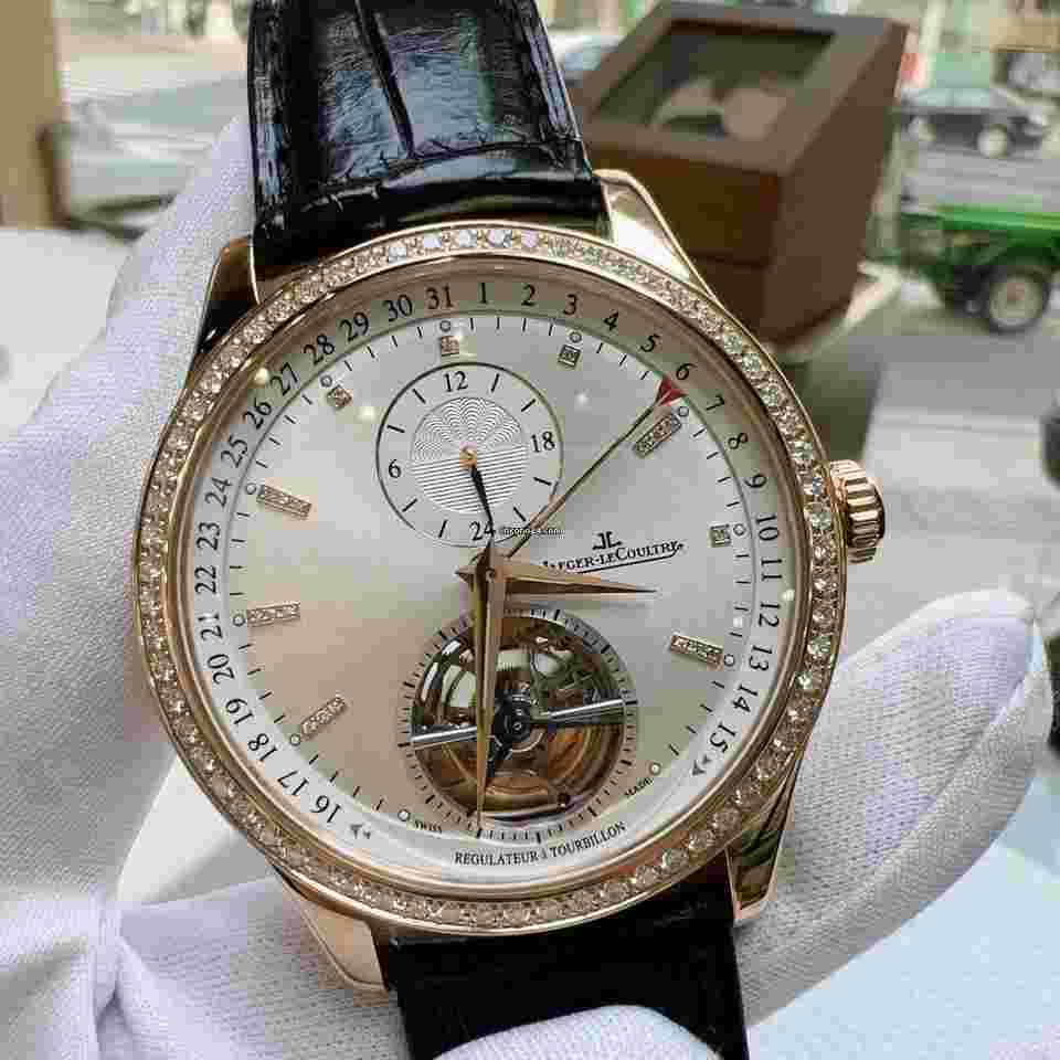 Jaeger-LeCoultre Master Tourbillon
1562401