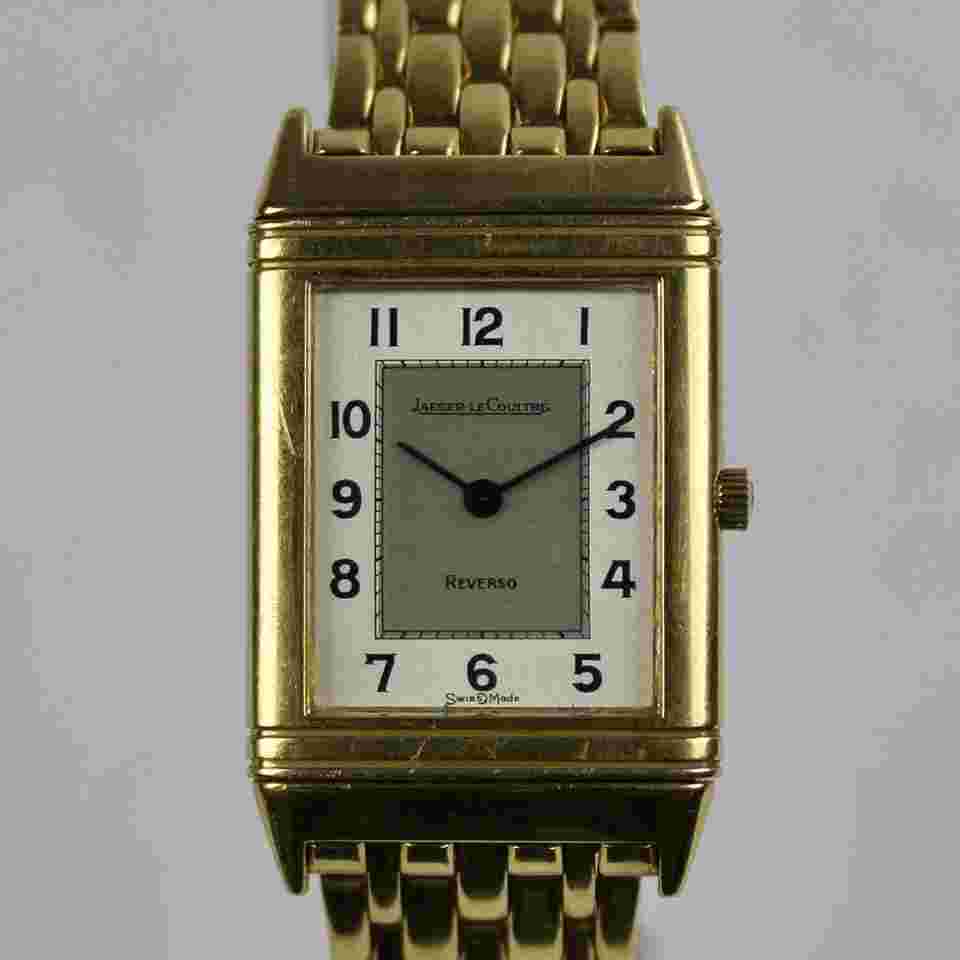 Jaeger-LeCoultre Reverso
140.105.1, Jaeger Le-Coultre Reverso, Very Rare 18k bracelet Full gold