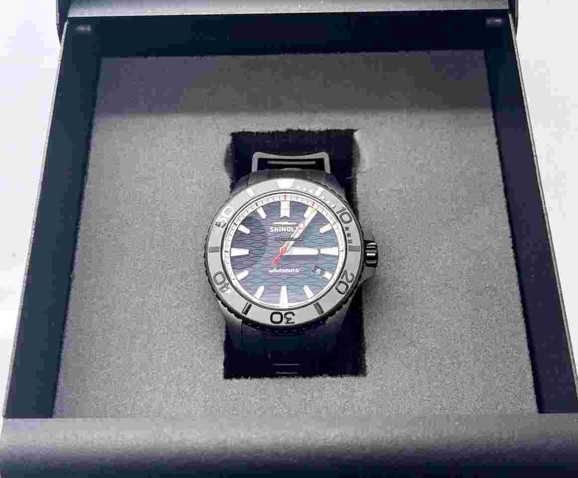 Shinola
Monster 43mm Black Dial Watch S0120274078