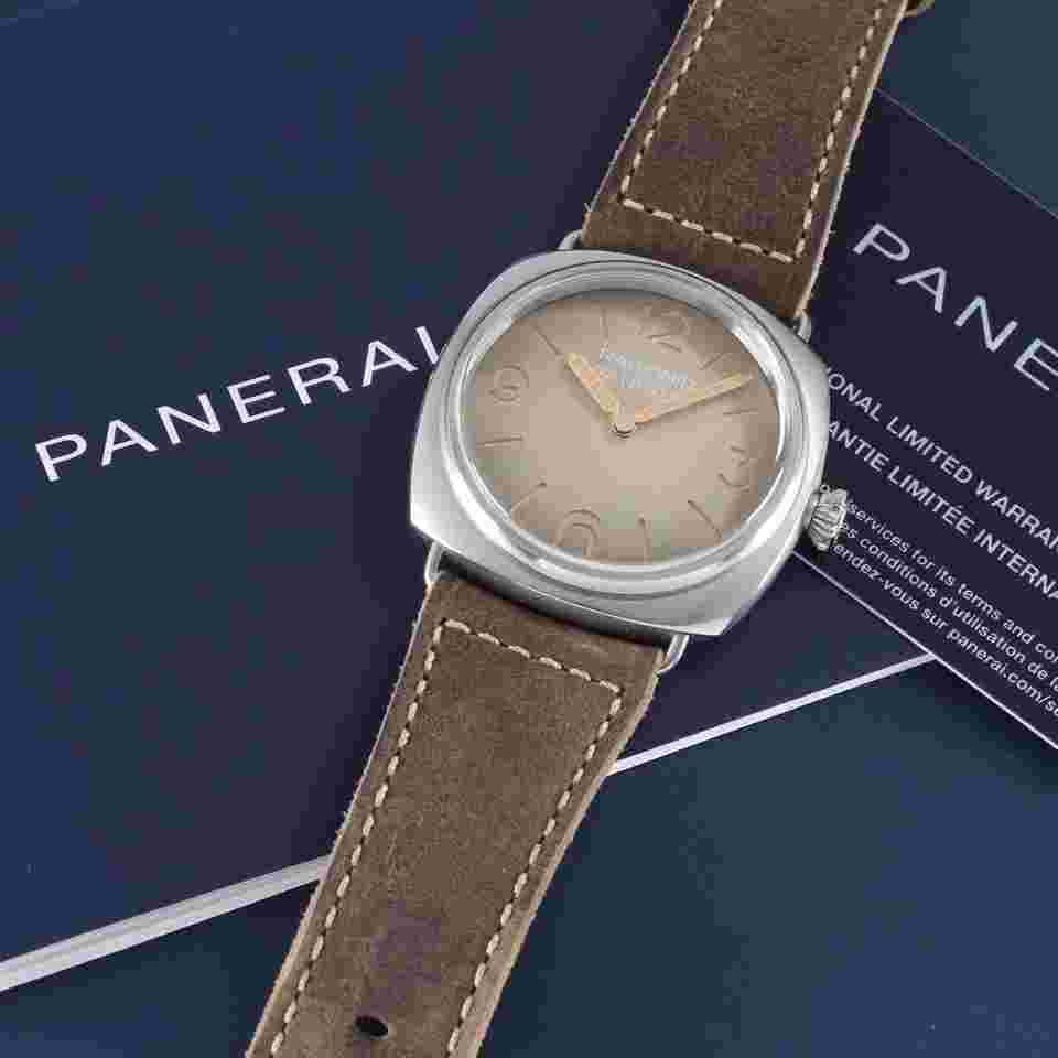 Panerai Radiomir
Tre Giorni