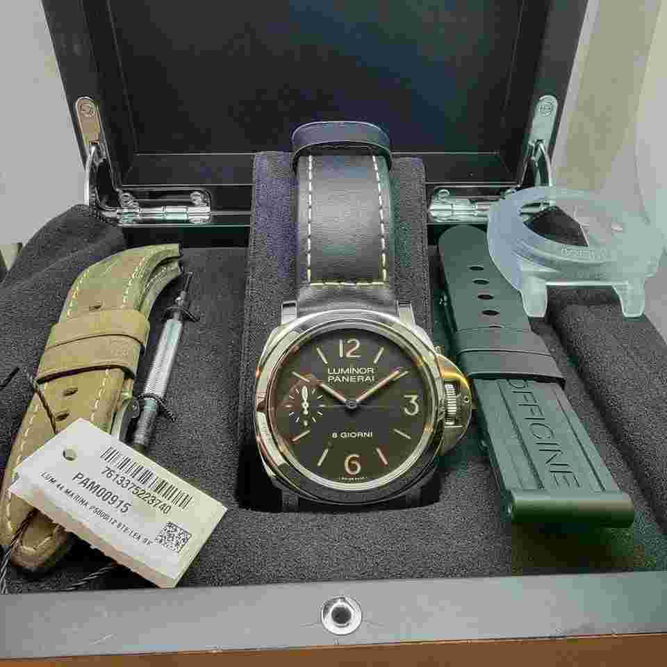 Panerai
Luminor 8 Giorni Men’s Watch PAM00915