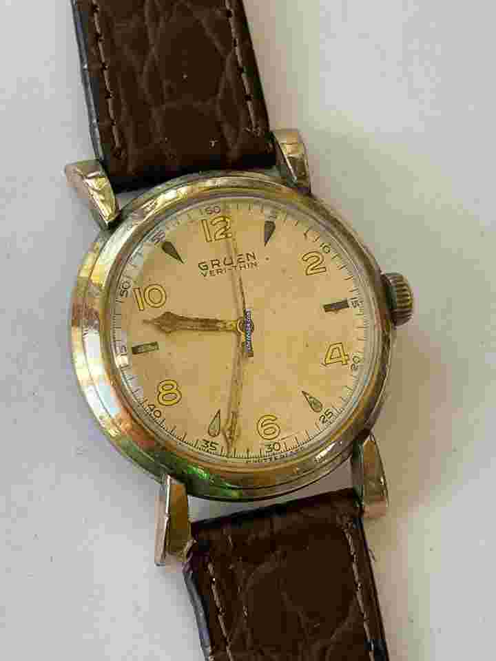 Gruen
Very-Thin Military Doctors Gold Filled WWII Swiss Made