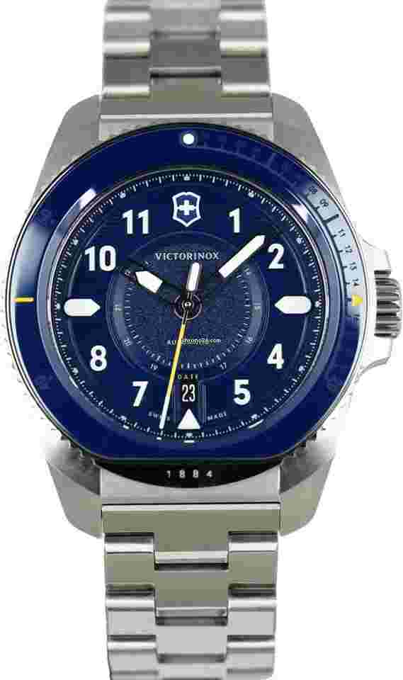 Victorinox Swiss Army
Journey 1884 242010 (Pre-owned)