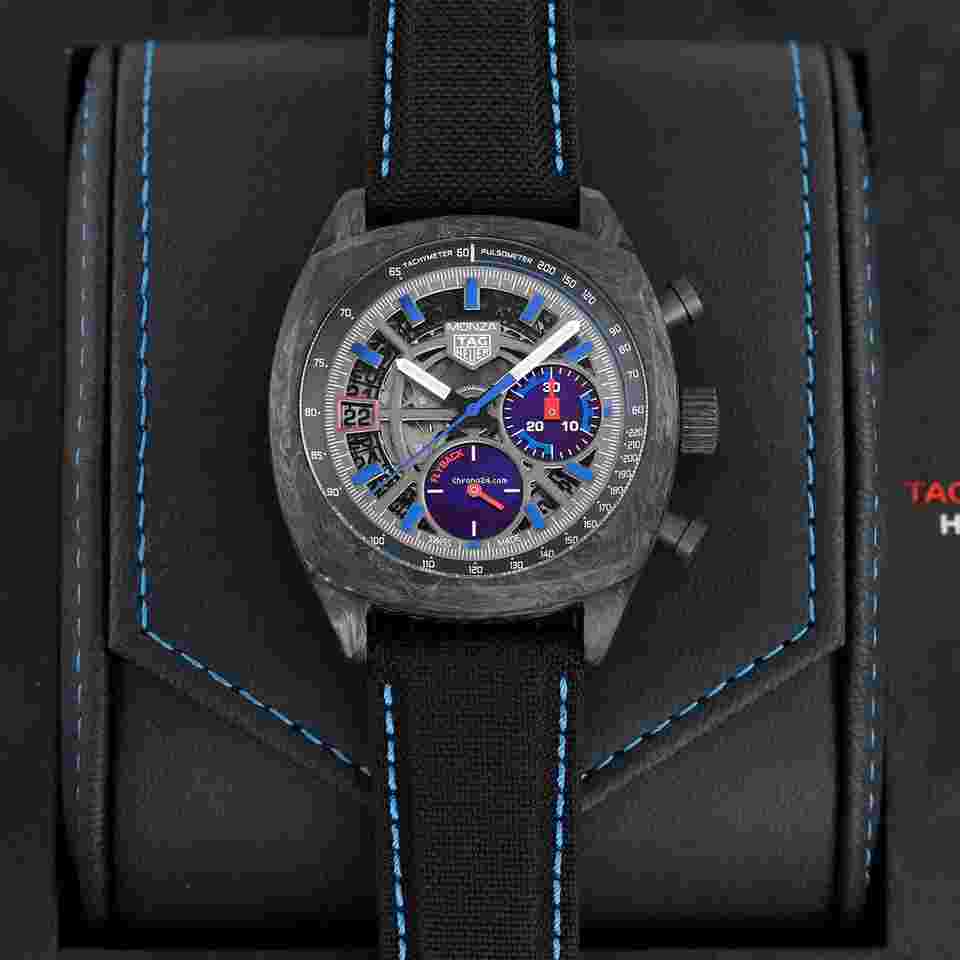 TAG Heuer Monza
Flyback Chronograph Chronometer 42mm cr5090.fn6001