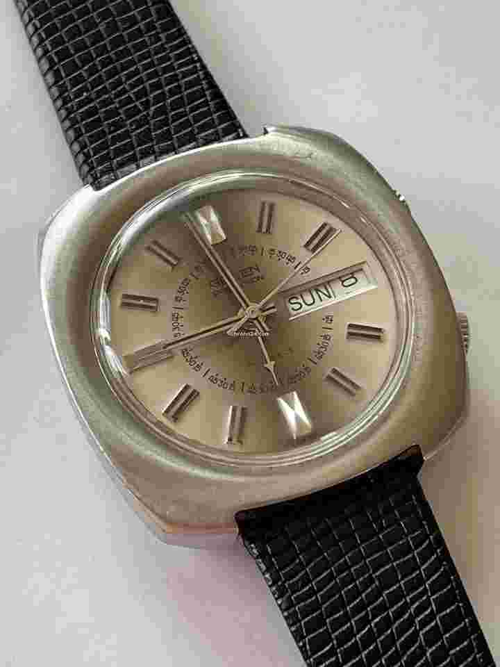 Gruen Precision
Alarm Day/Date Jumbo 41mm Two Tone Dial Steel Screw Down Back Vintage Swiss Made