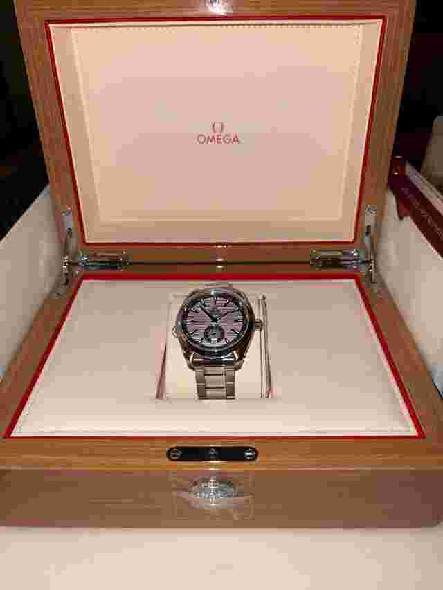 Omega Seamaster Aqua Terra 150m Small Seconds Co-axial Montre OMEGA OMEGASeamaster Aqua Terra 2024 FULL SET NEUVE