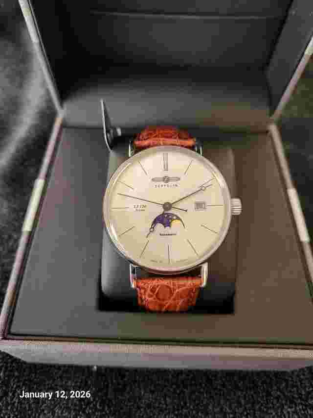 Graf Zeppelin Rome Series Swiss Automatic Moonphase Watch LZ120 Automatic watch with moonphase and date