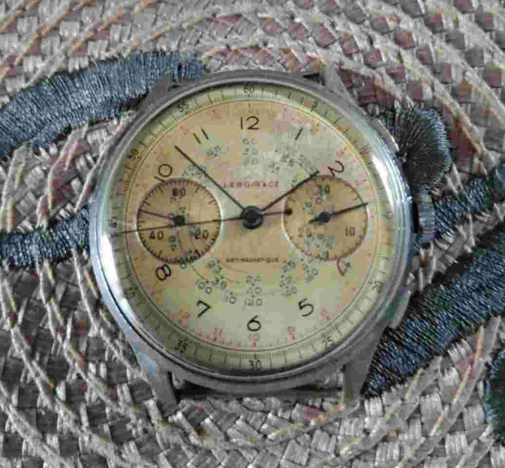 2511 Manual winding 1940 Steel Good