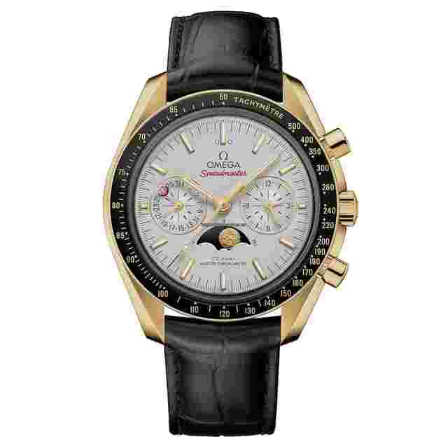 Omega Speedmaster Moonphase Two Counters 44.25 mm Yellow Gold on Leather Strap - 304.63.44.52.02.001