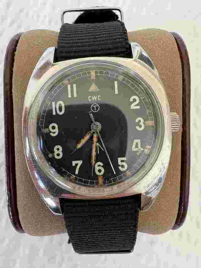 CWC British Military Watch W10 British Army Issued 1981 Broad Arrow Manual Wind