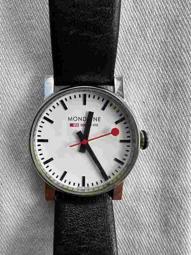 Mondaine Automatic (New) Design Line Railway Swiss Railway Watch Design Line